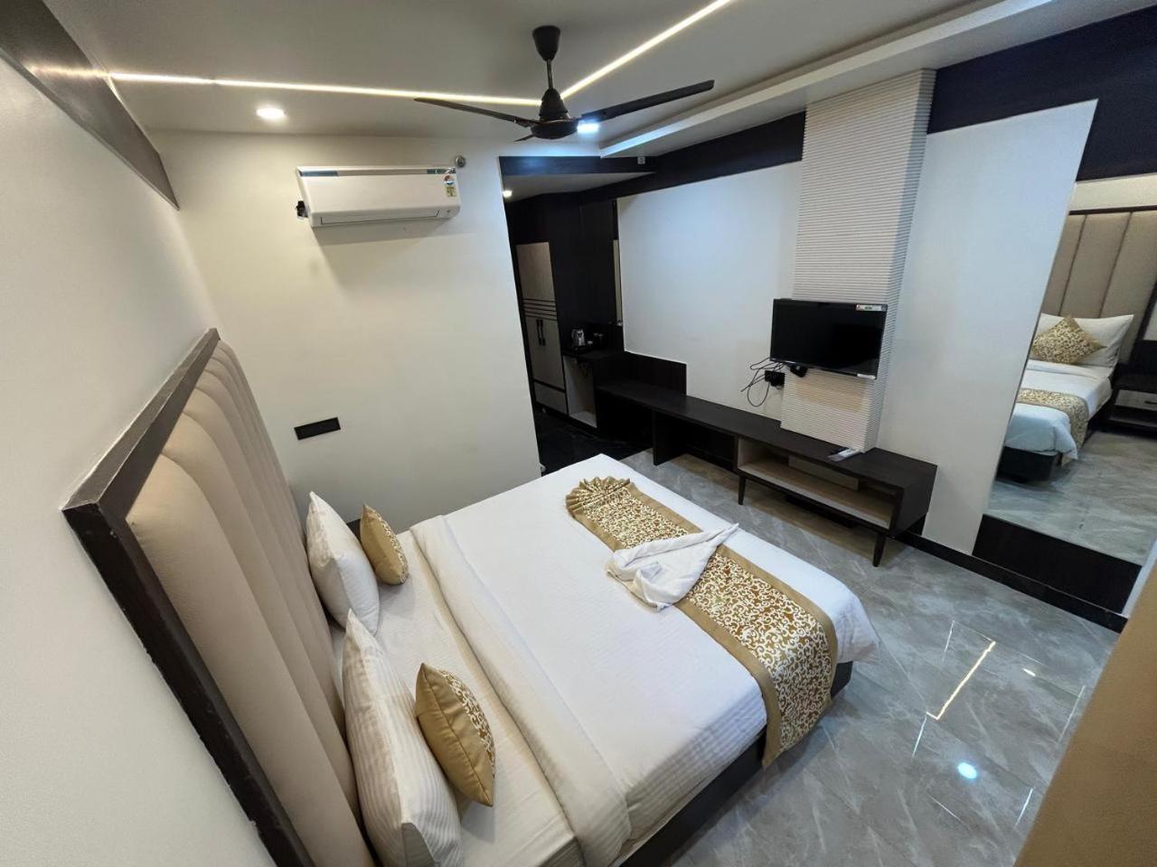 Hotel Maheshwari - Varanasi — Photos 1
